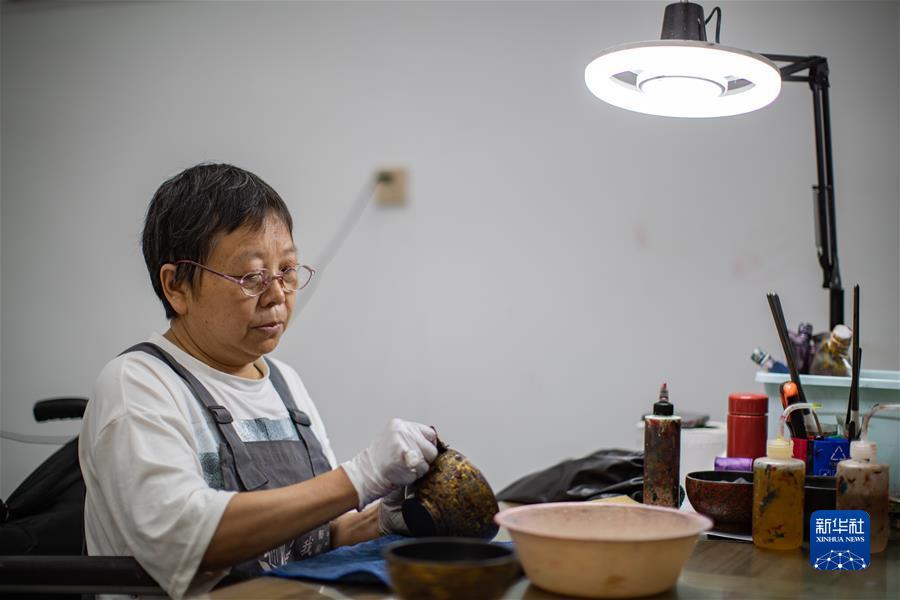 天天棋牌下载网址